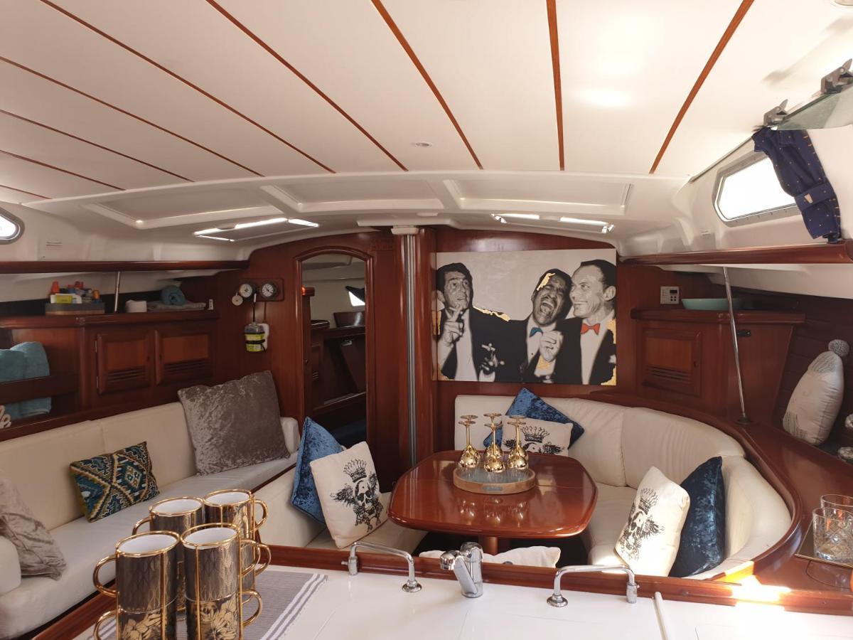 Luxury Yacht Stay "White Dove" Sleeps 6 Gibraltar Exterior photo