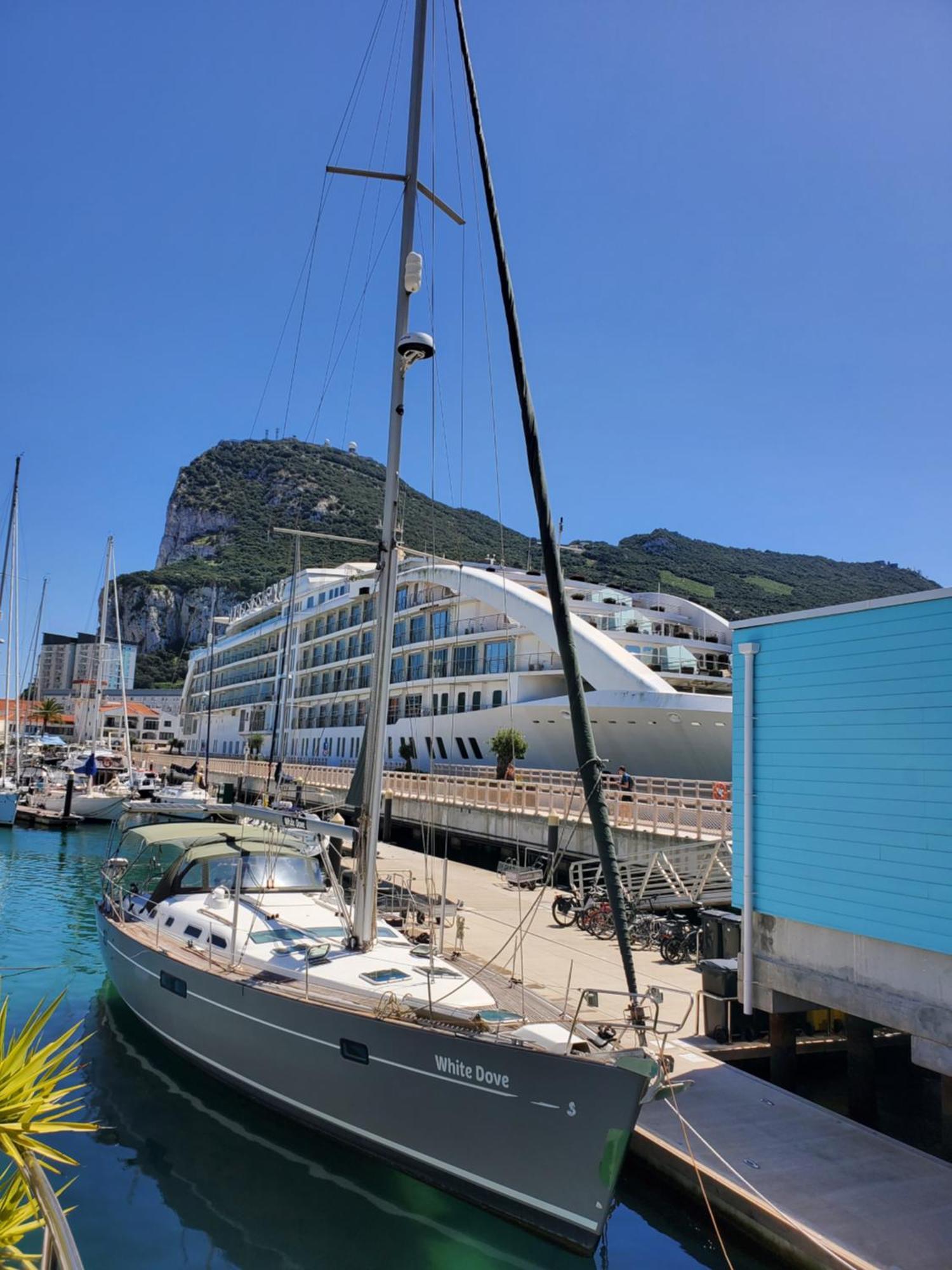 Luxury Yacht Stay "White Dove" Sleeps 6 Gibraltar Exterior photo